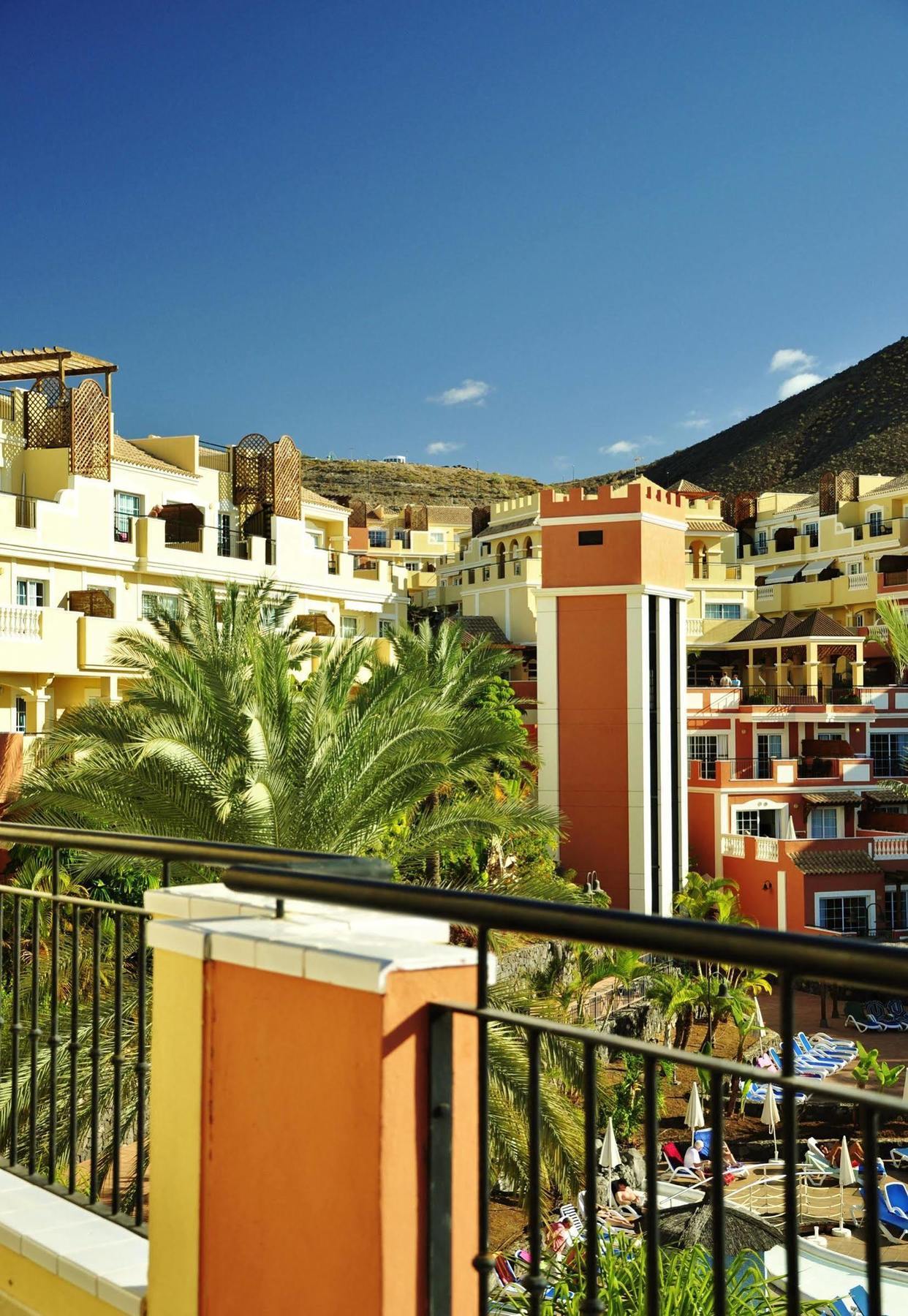 Apartamentos Granada Park Плая-де-лас-Америкас Экстерьер фото